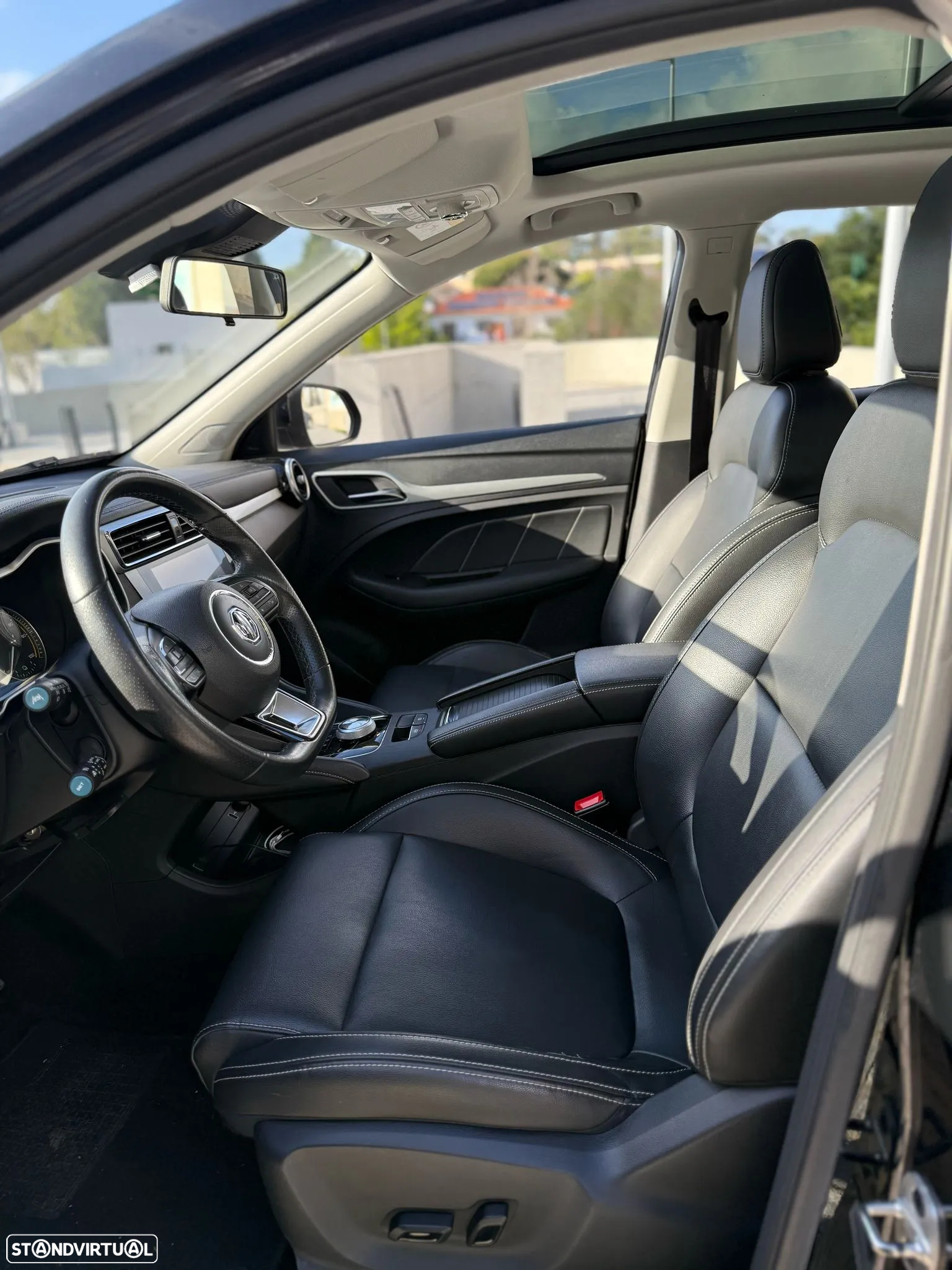 MG ZS EV 44.5 kWh Luxury - 8