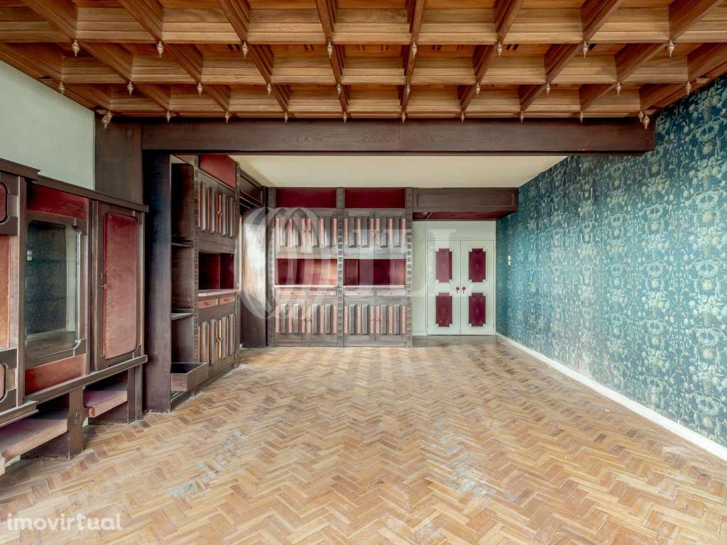 Apartamento T5, com terraço e garagem, no Porto - Grande imagem: 2/31