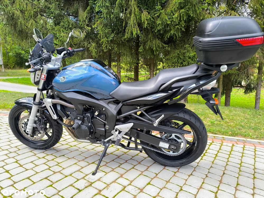 Yamaha FZ6 - 4