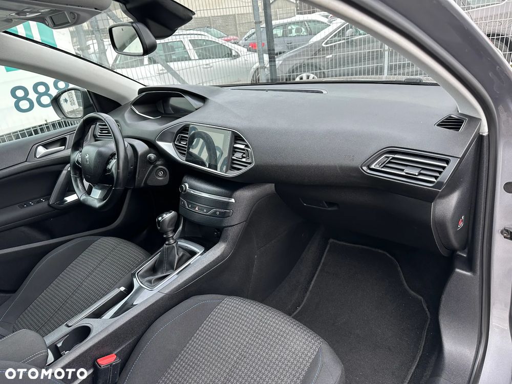 Peugeot 308 PureTech 110 Stop & Start Style - 18