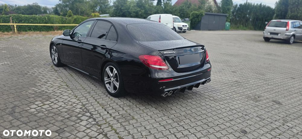 Mercedes-Benz Klasa E - 17