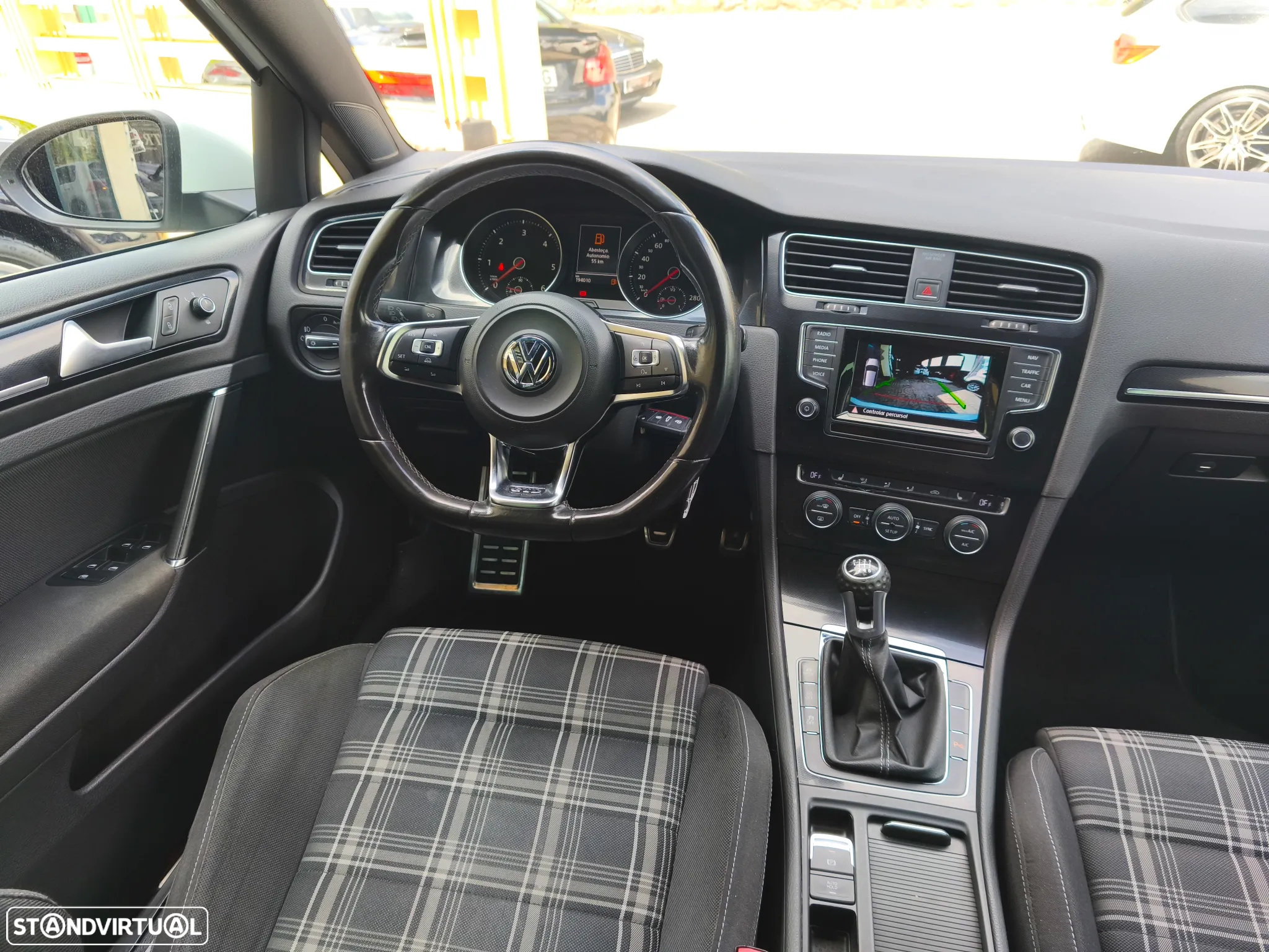 VW Golf 2.0 TDi GTD - 27