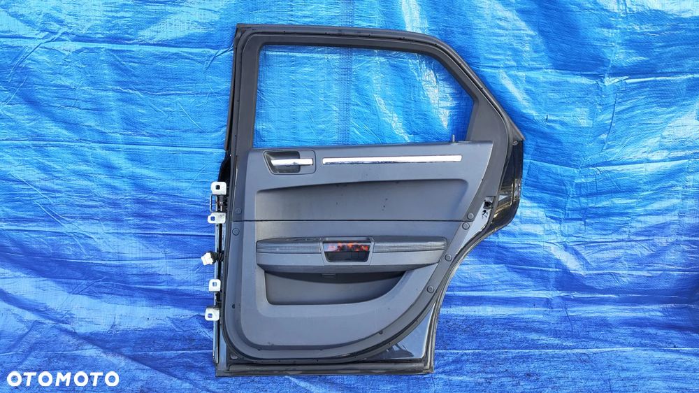 DRZWI PRAWY TYŁ TYLNE KOMPLETNE CZARNE PXR ORYGINALNY LAKIER KLAMKA CHROM CHRYSLER 300C LIFT SEDAN KOMBI - 11