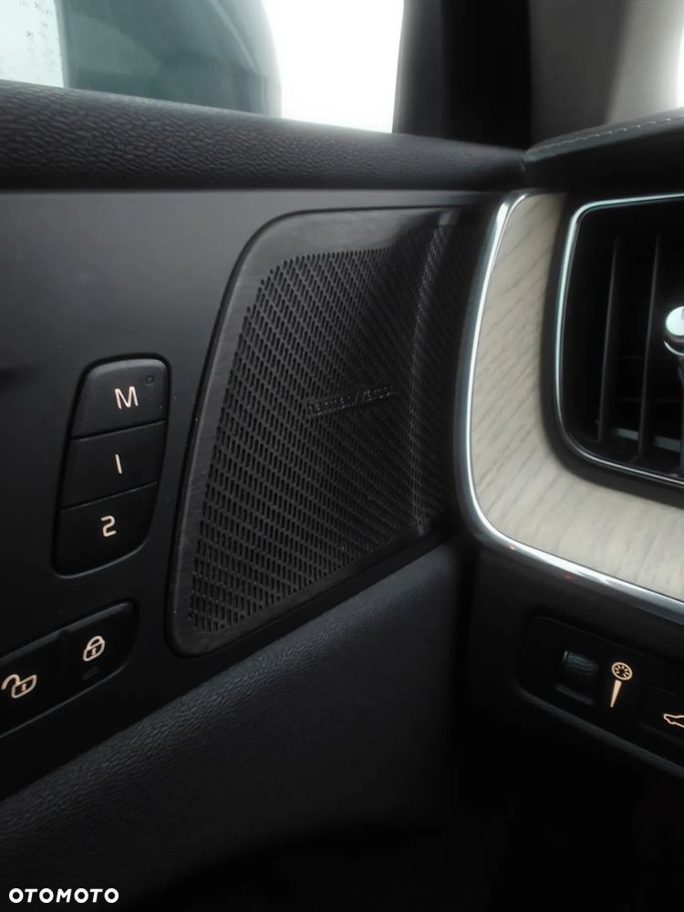 Volvo XC 60 T8 AWD Recharge Geartronic Inscription Expression - 26