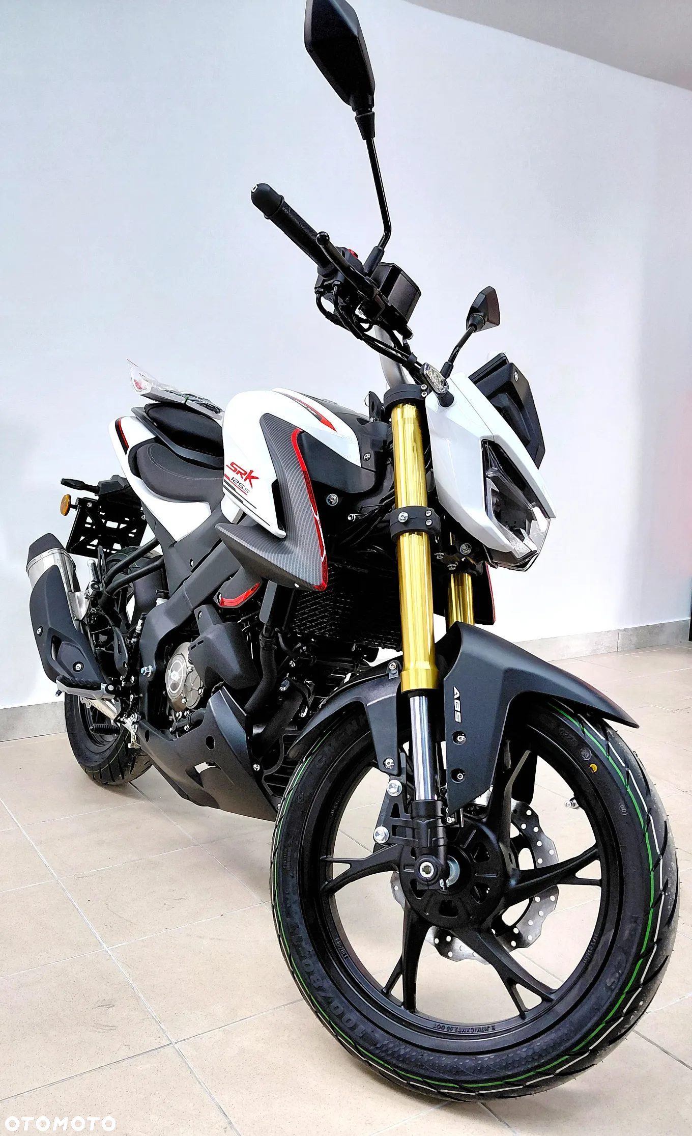 QJMOTOR SRK 125S - 3