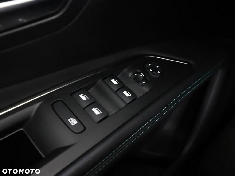 Peugeot 3008 1.6 PureTech Hybrid PHEV Allure Pack S&S EAT8 - 40