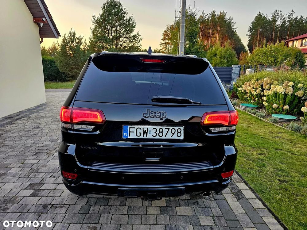 Jeep Grand Cherokee - 9