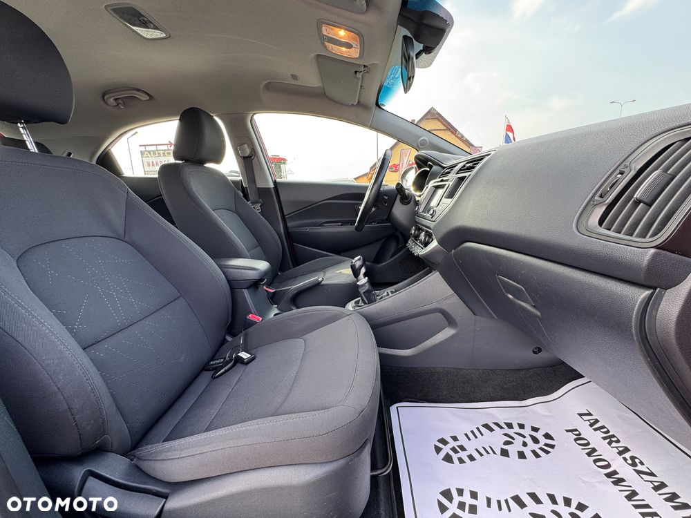 Kia Rio 1.4 XL - 10