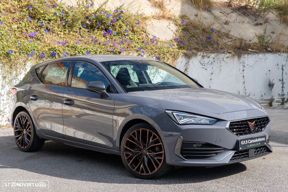 Cupra Leon 1.4 e-Hybrid VZ DSG - 3
