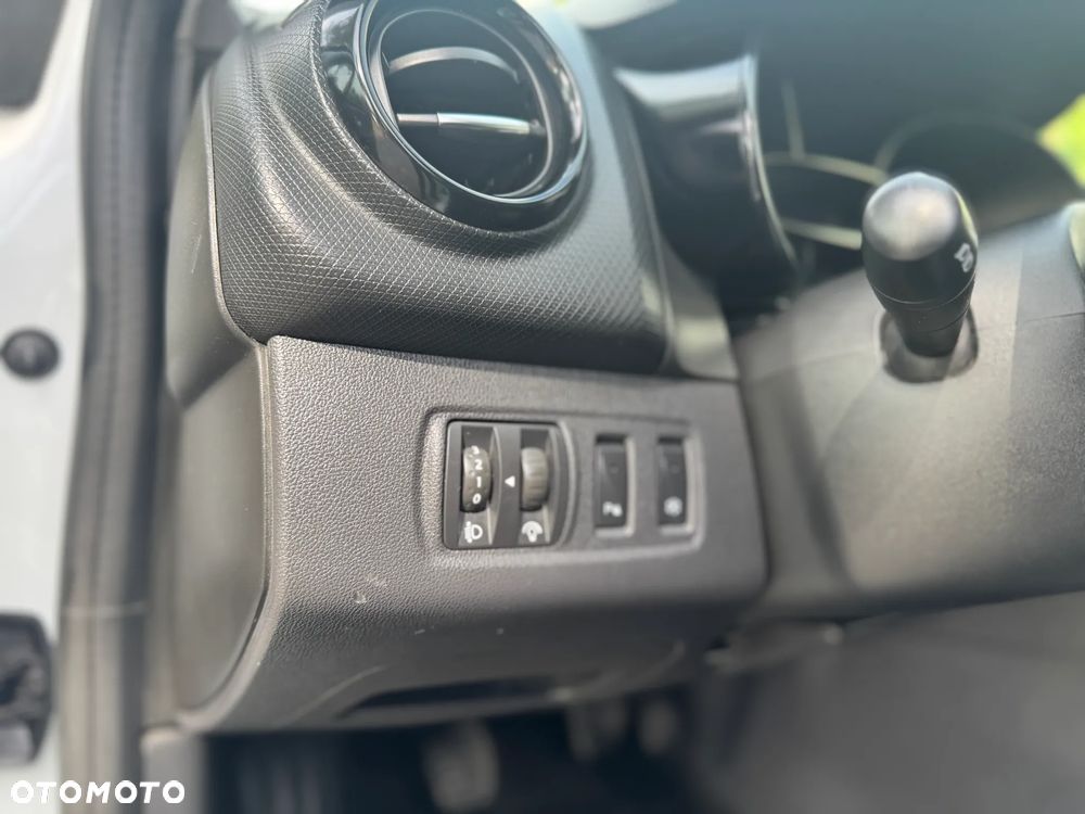 Renault Clio 0.9 Energy TCe Zen - 19
