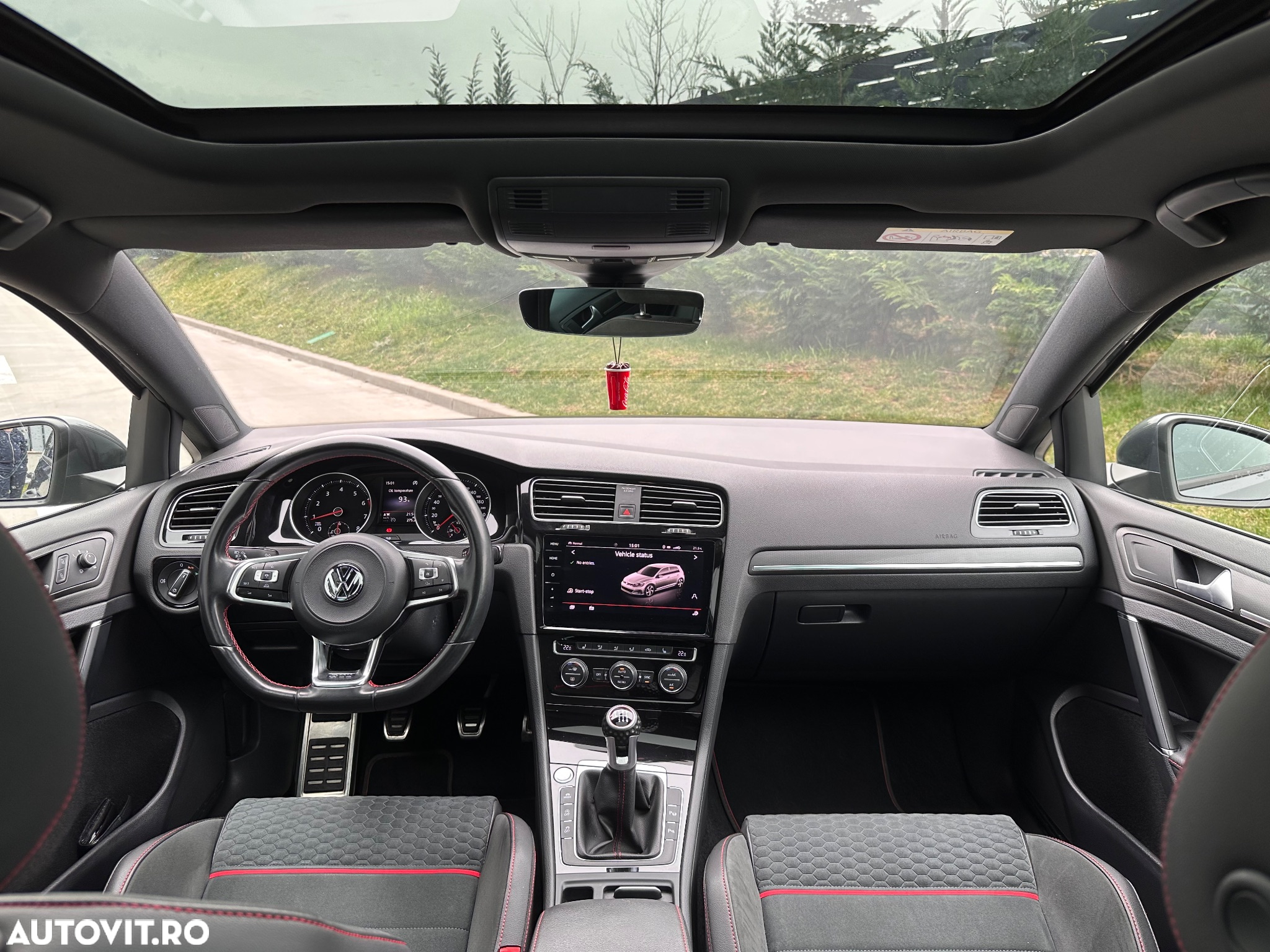 Volkswagen Golf 2.0 TSI GTI - 12