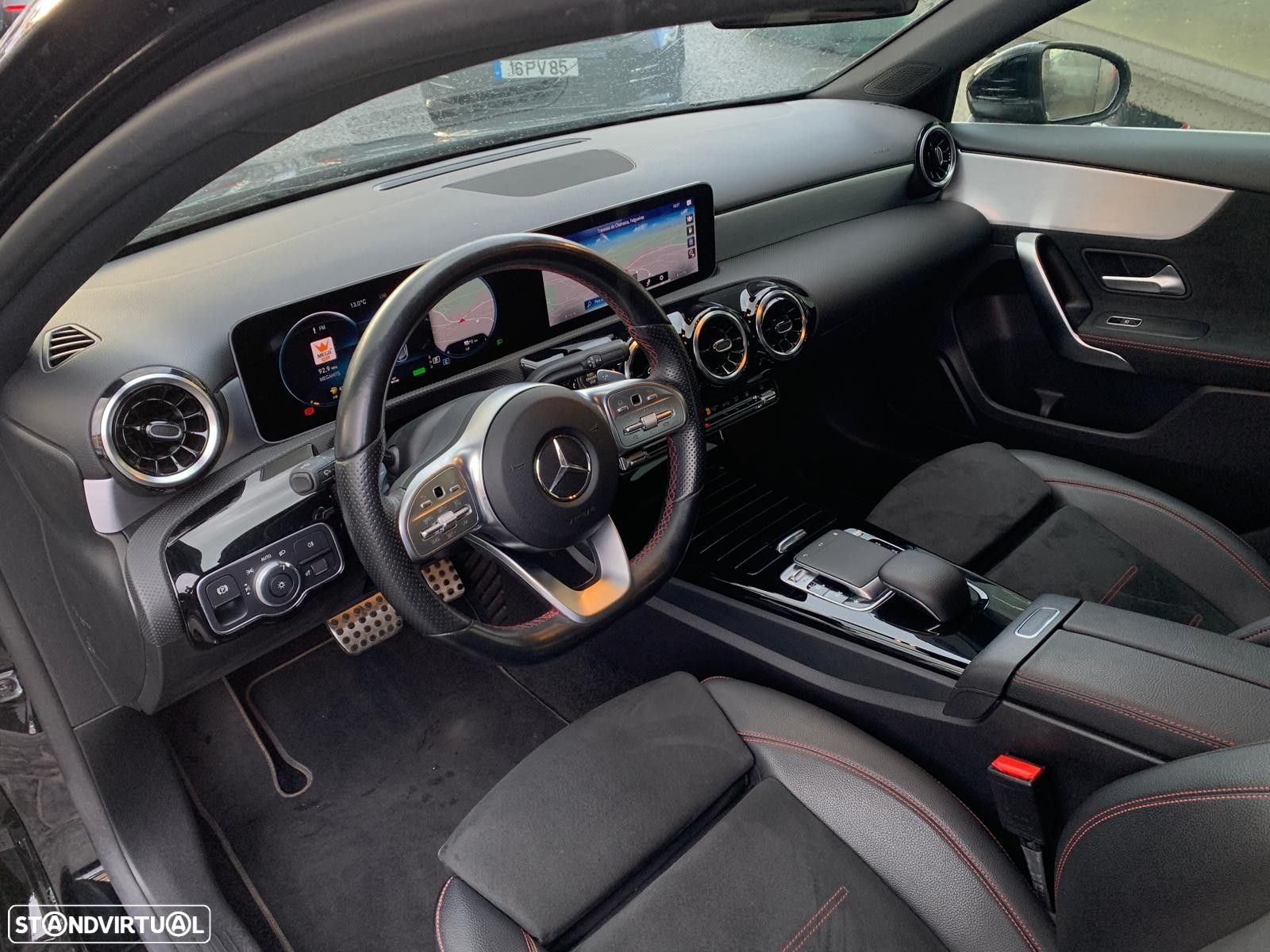 Mercedes-Benz A 250 e AMG Line - 16