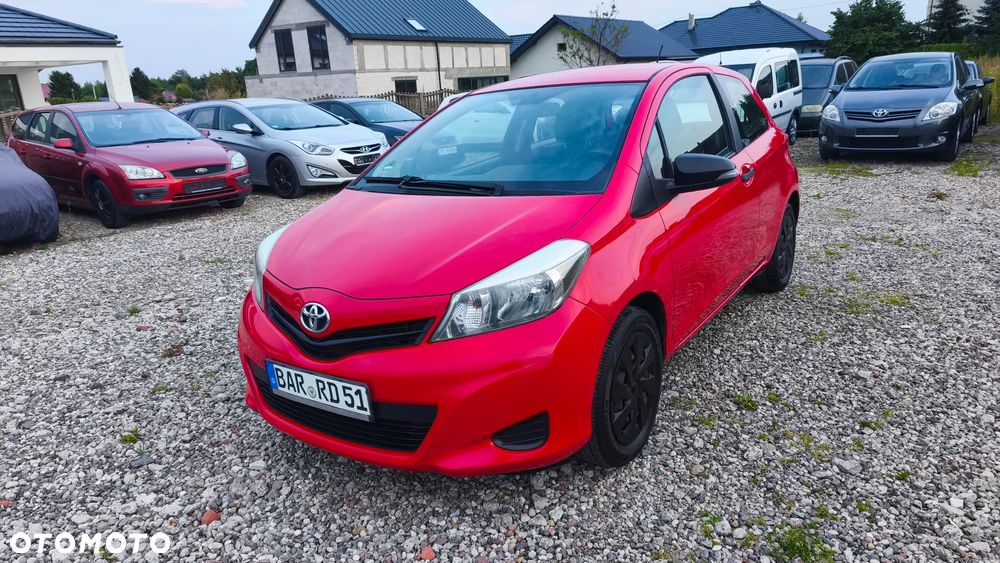 Toyota Yaris - 1