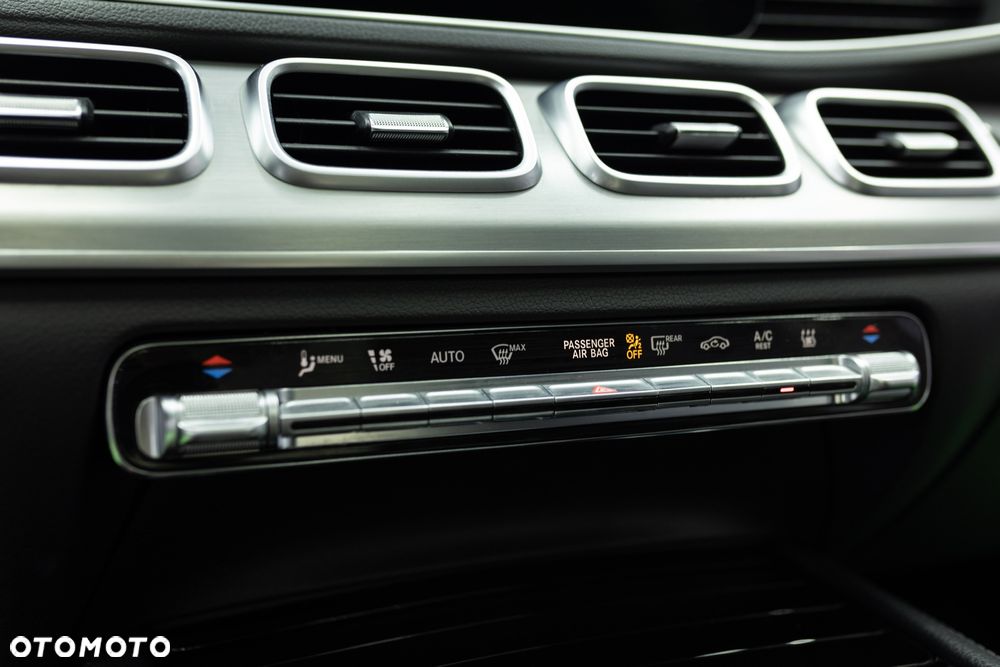 Mercedes-Benz GLE - 27