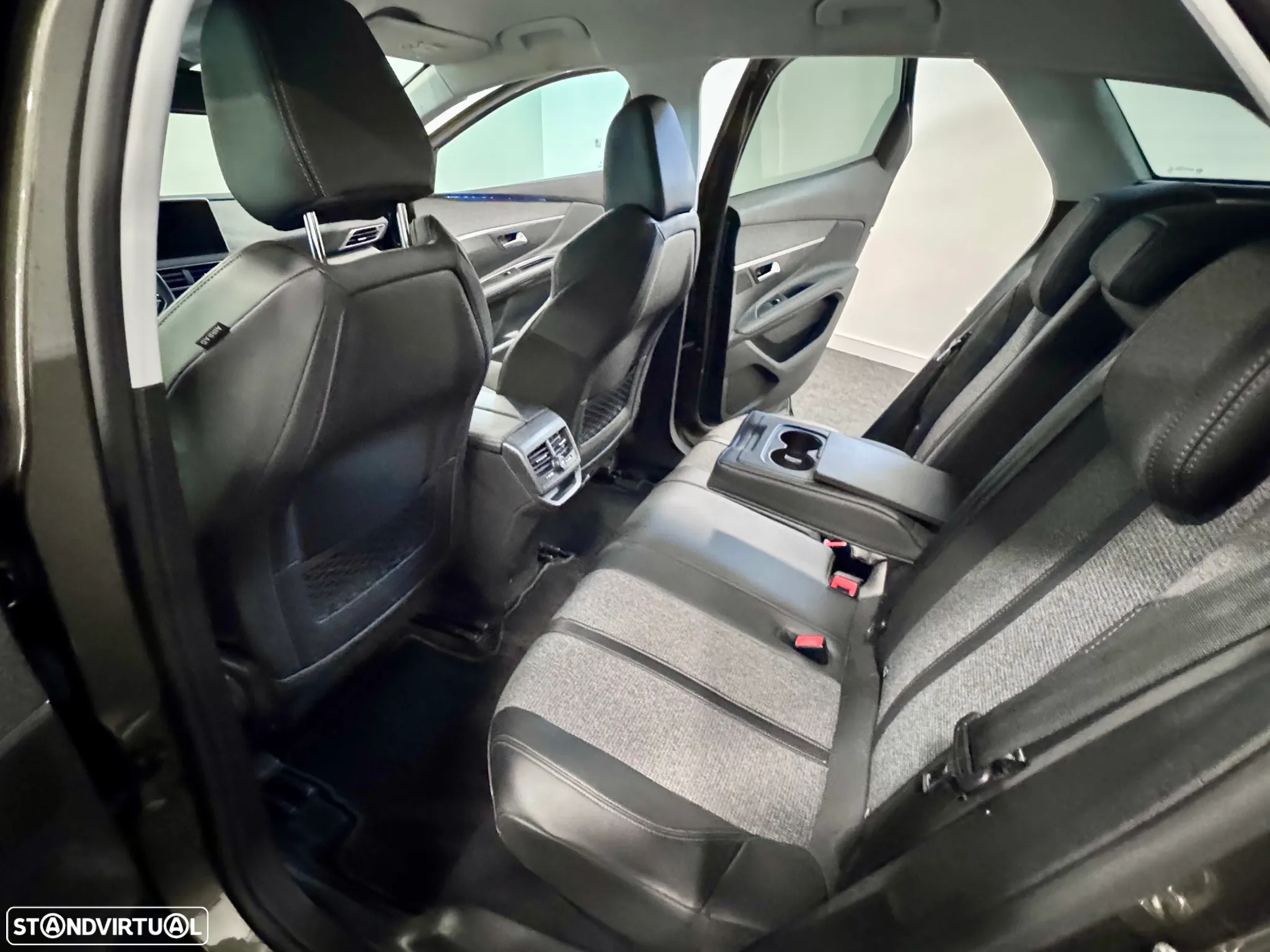 Peugeot 3008 1.5 BlueHDi Allure - 8