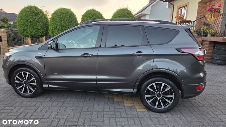 Ford Kuga 2.0 TDCi 4x4 ST-Line - 14