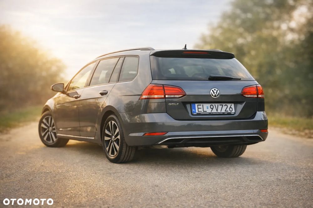 Volkswagen Golf 1.5 TSI BMT Evo IQ Drive DSG - 4