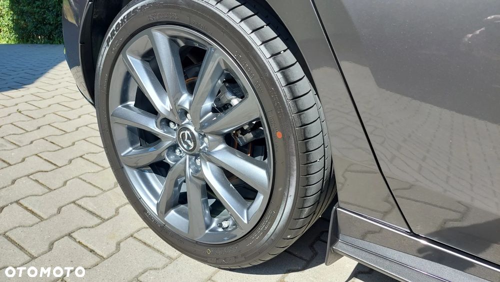 Mazda 3 e-SKYACTIV-G 150 M HYBRID EXCLUSIVE-LINE - 25