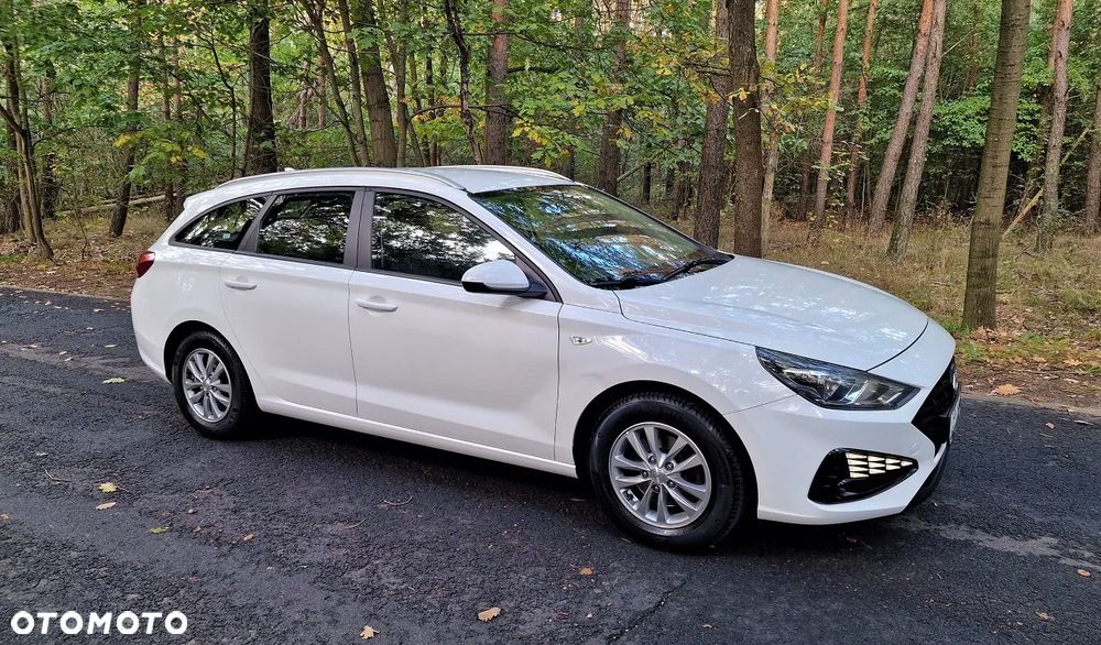 Hyundai i30 1.6 D Classic + - 5