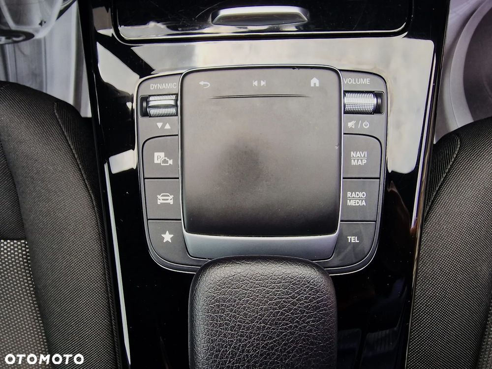 Mercedes-Benz CLA 180 d 8G-DCT Edition 2021 - 23