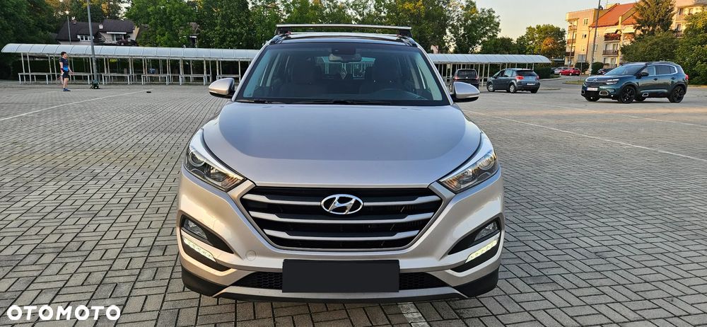 Hyundai Tucson 2.0 CRDi 4WD Automatik Advantage - 22