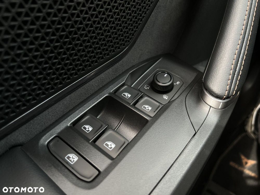 Cupra Leon 1.5 eTSI DSG - 37