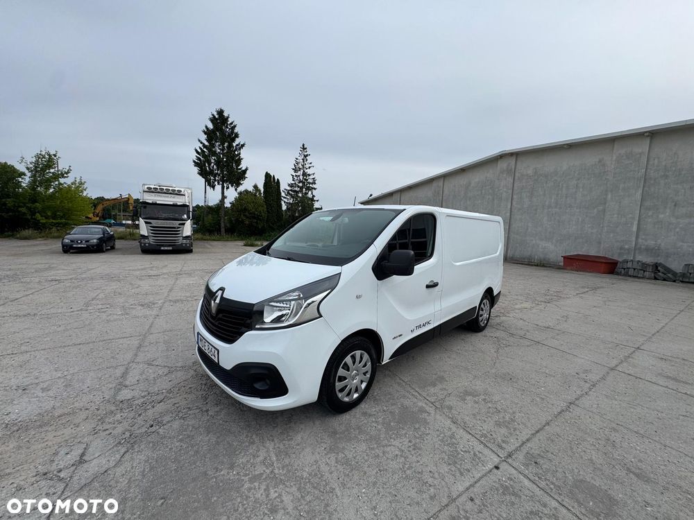 Renault Trafic - 1