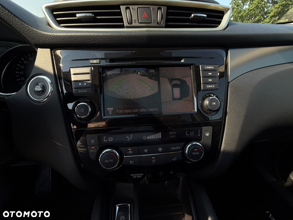 Nissan Qashqai 1.3 DIG-T DCT N-CONNECTA - 33