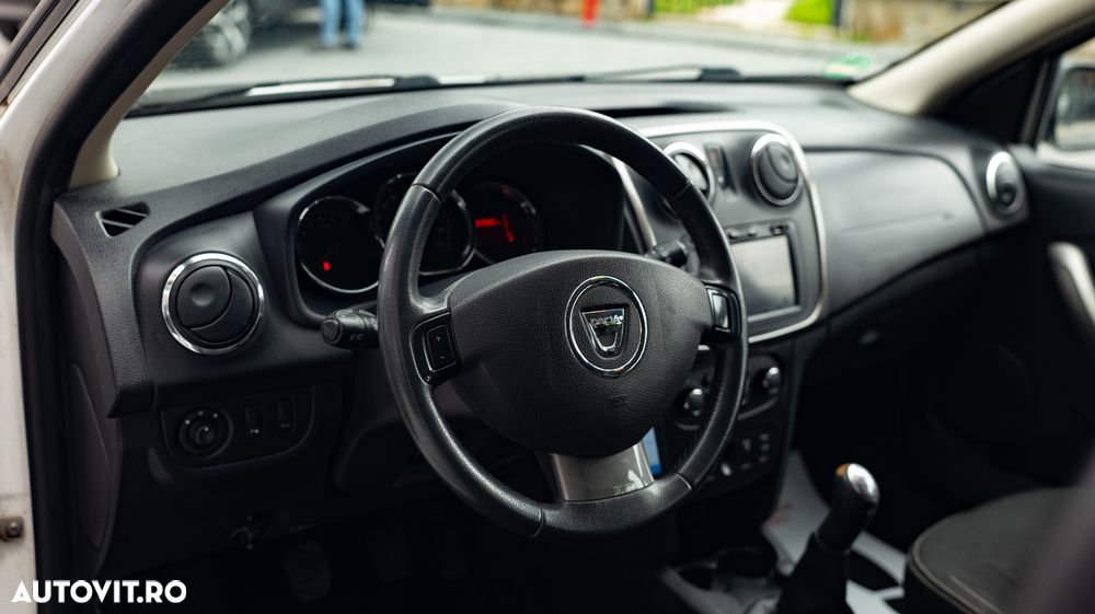 Dacia Logan 0.9 TCe Prestige - 14