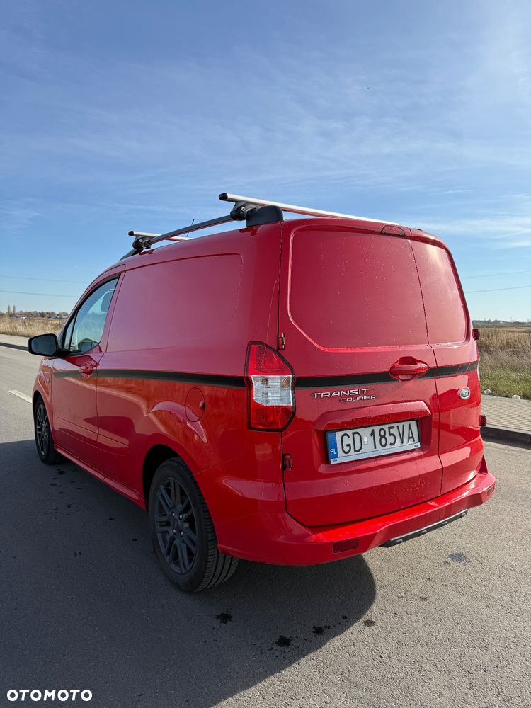 Ford Tranzit Courier - 6