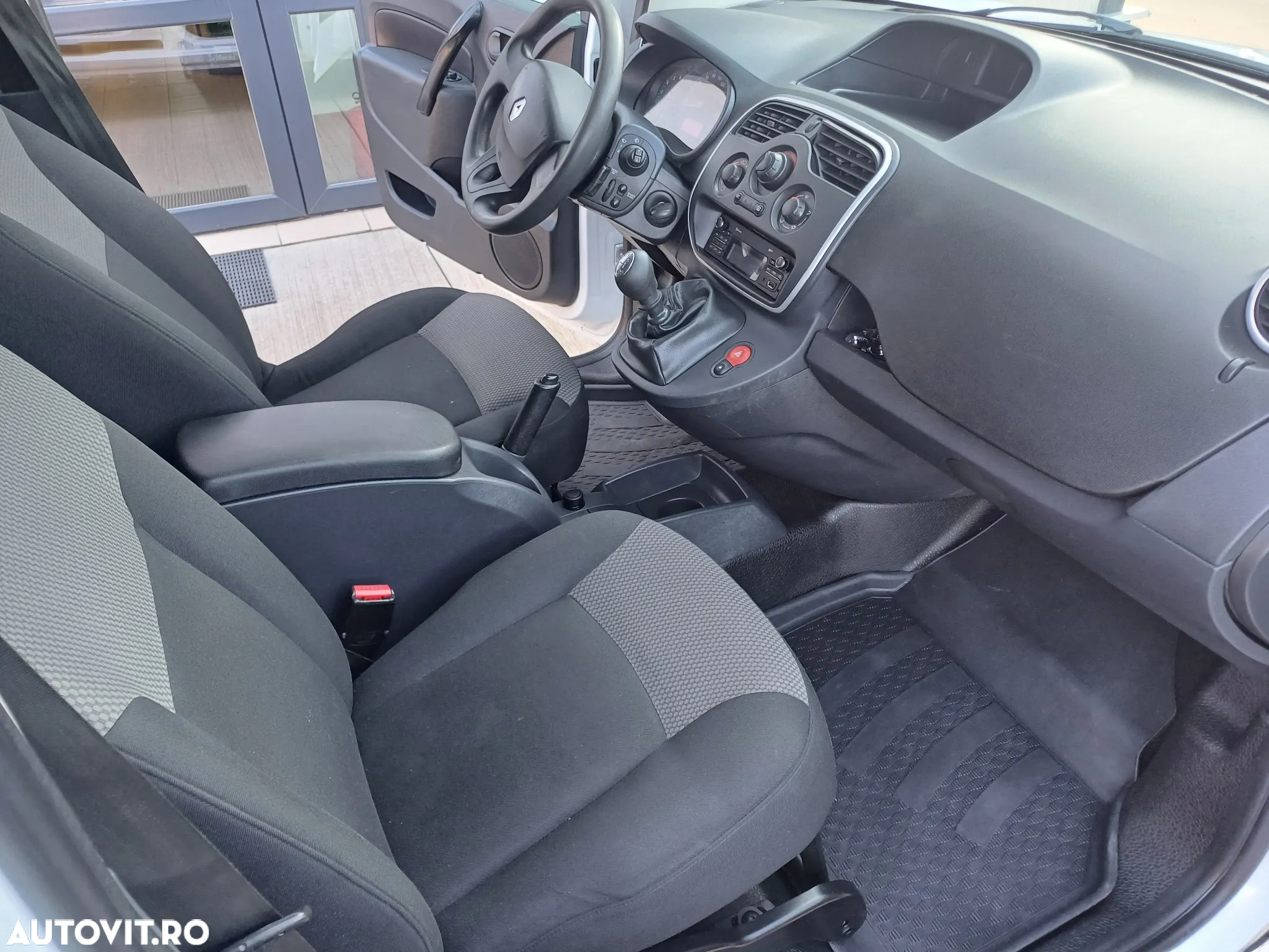 Renault Kangoo 1.5 Blue dCi 95 ZEN - 10