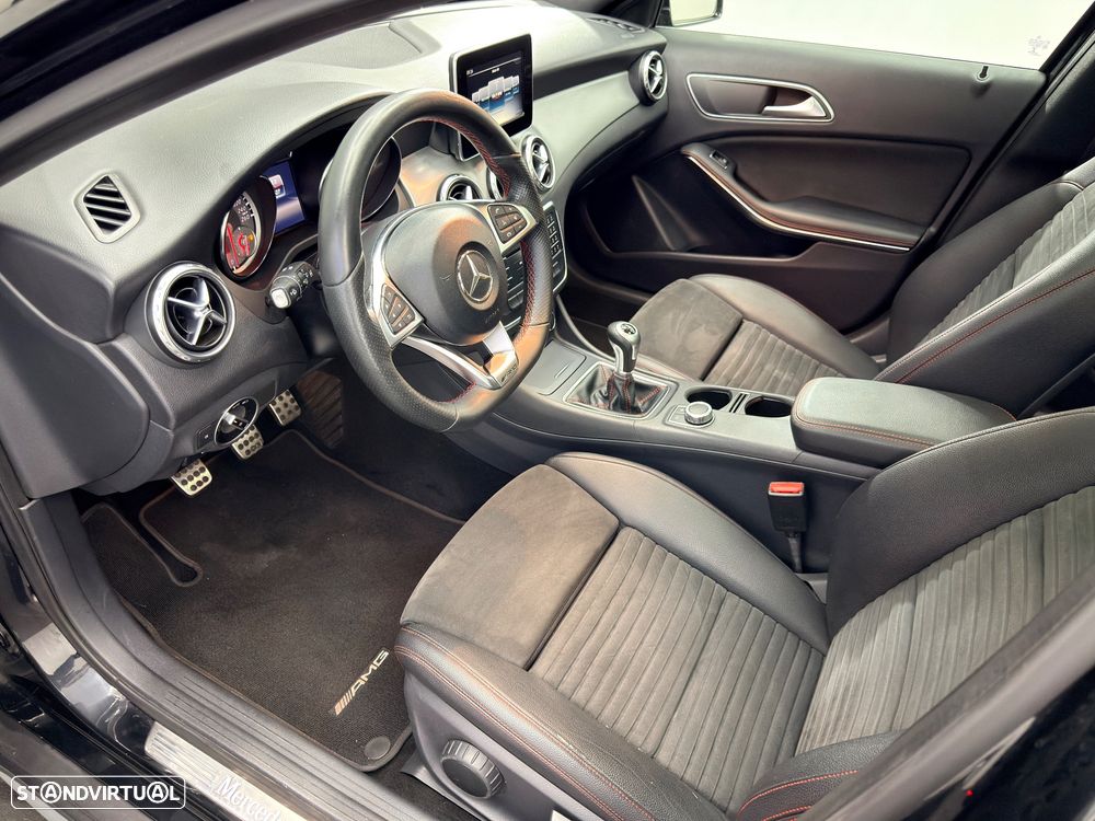 Mercedes-Benz GLA 180 d AMG Line - 10