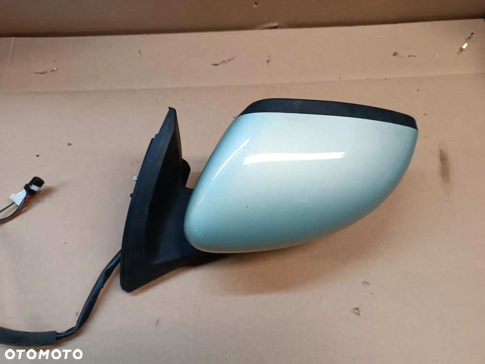 LUSTERKO LEWE 8 PIN NISSAN LEAF II EUROPA - 2