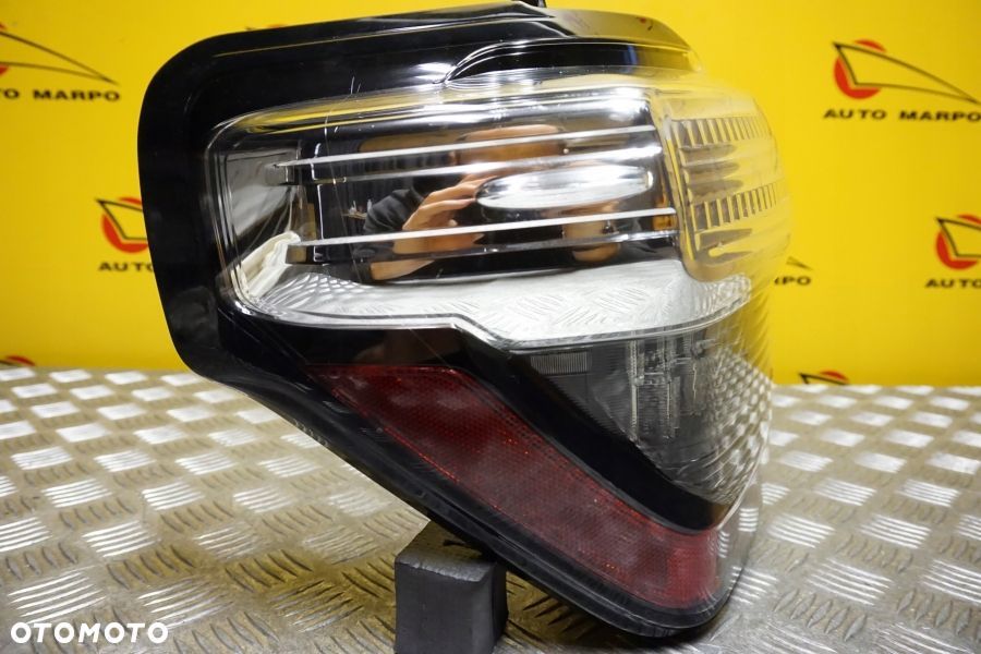 TOYOTA 4RUNNER 2014 - 2021 LAMPA TYŁ LEWA LED TYLNA USA - 4