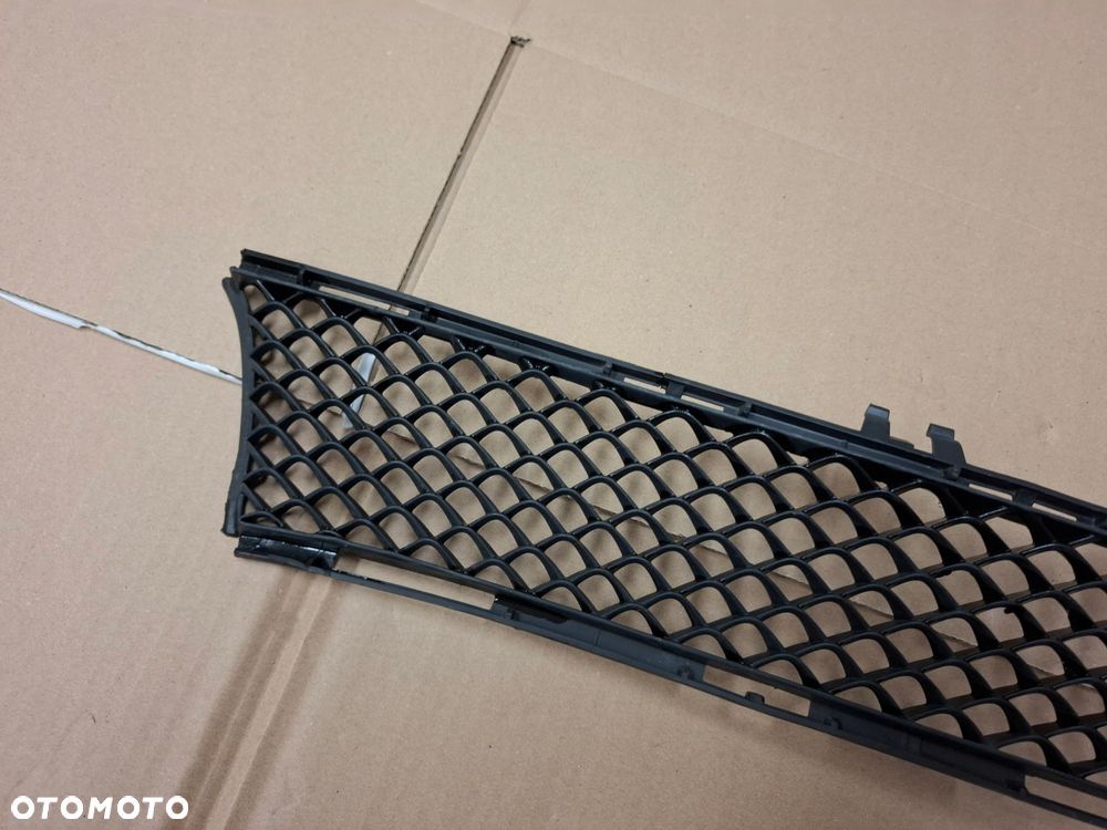 kratka środkowa zderzaka mercedes e klasa w213 213 oryginał - 2