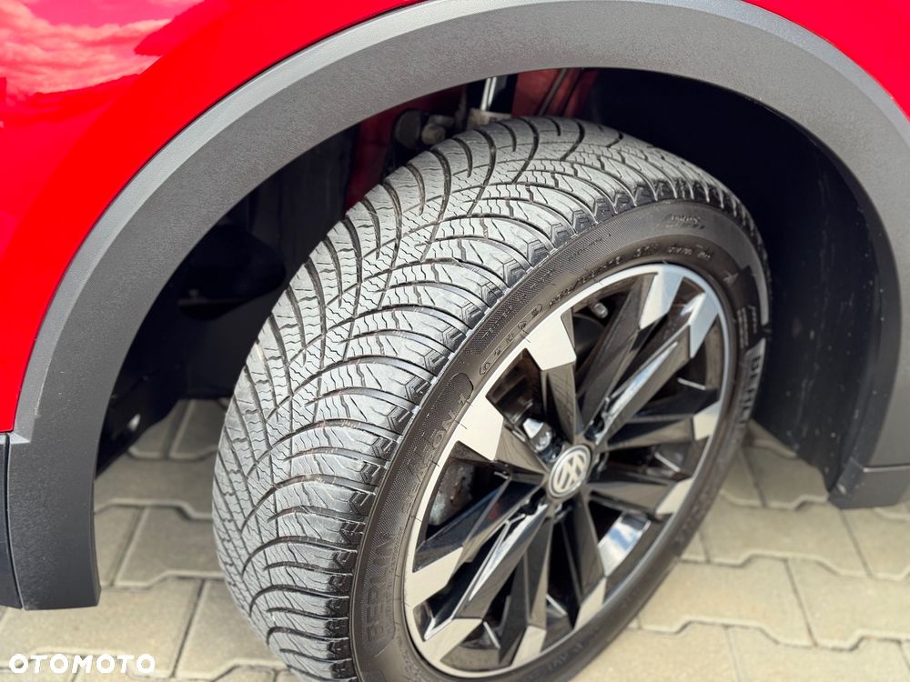 Volkswagen T-Cross - 15