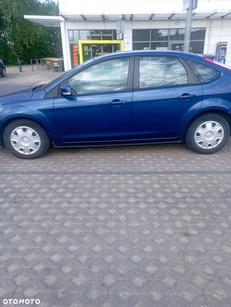 Ford Focus 1.6 Trend - 4