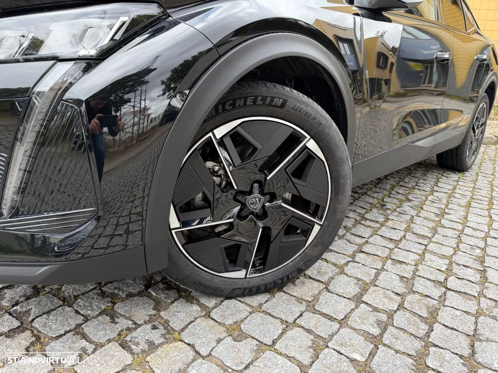 Peugeot E-408 58 kWh Allure - 9