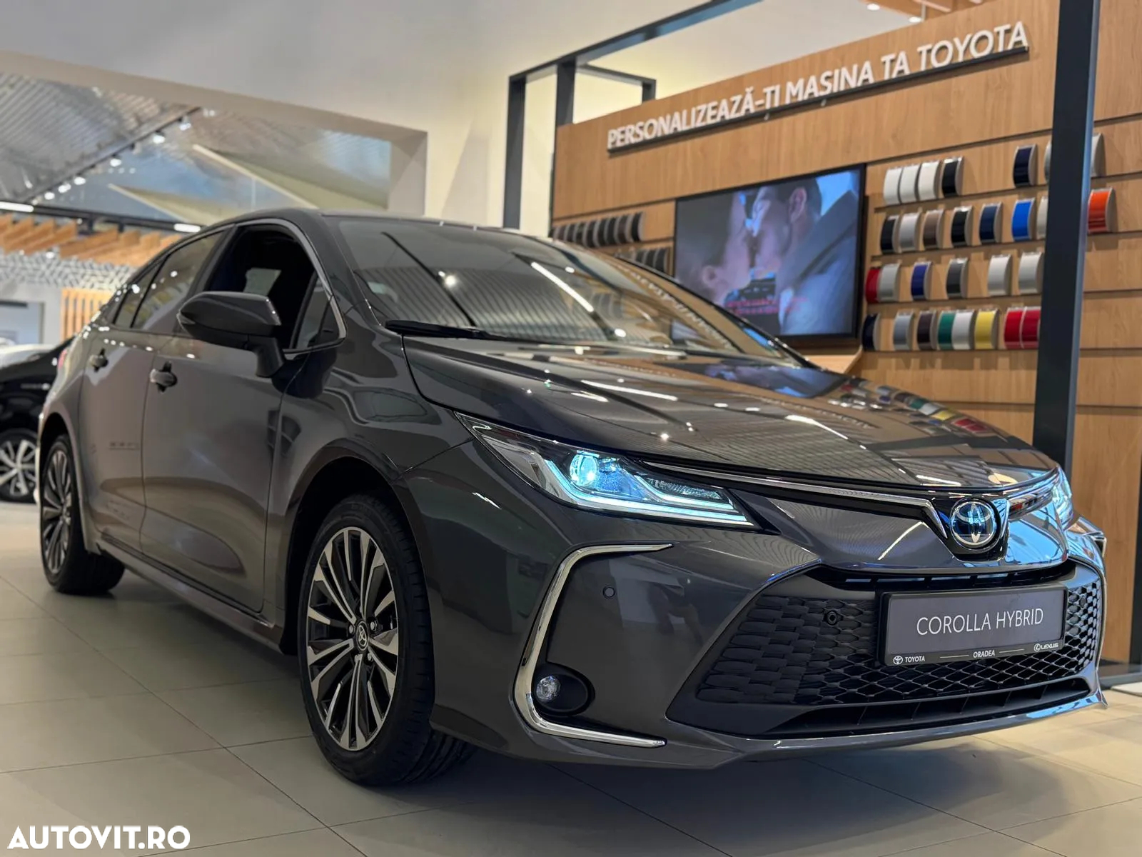 Toyota Corolla 1.8 HSD Dynamic - 2
