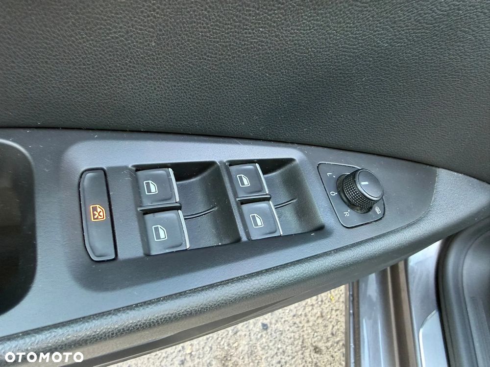 Seat Leon 1.8 TSI Start&Stop DSG FR - 12