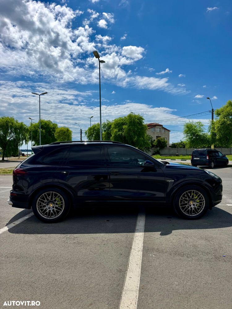 Porsche Cayenne S E-Hybrid Platinum Edition - 5