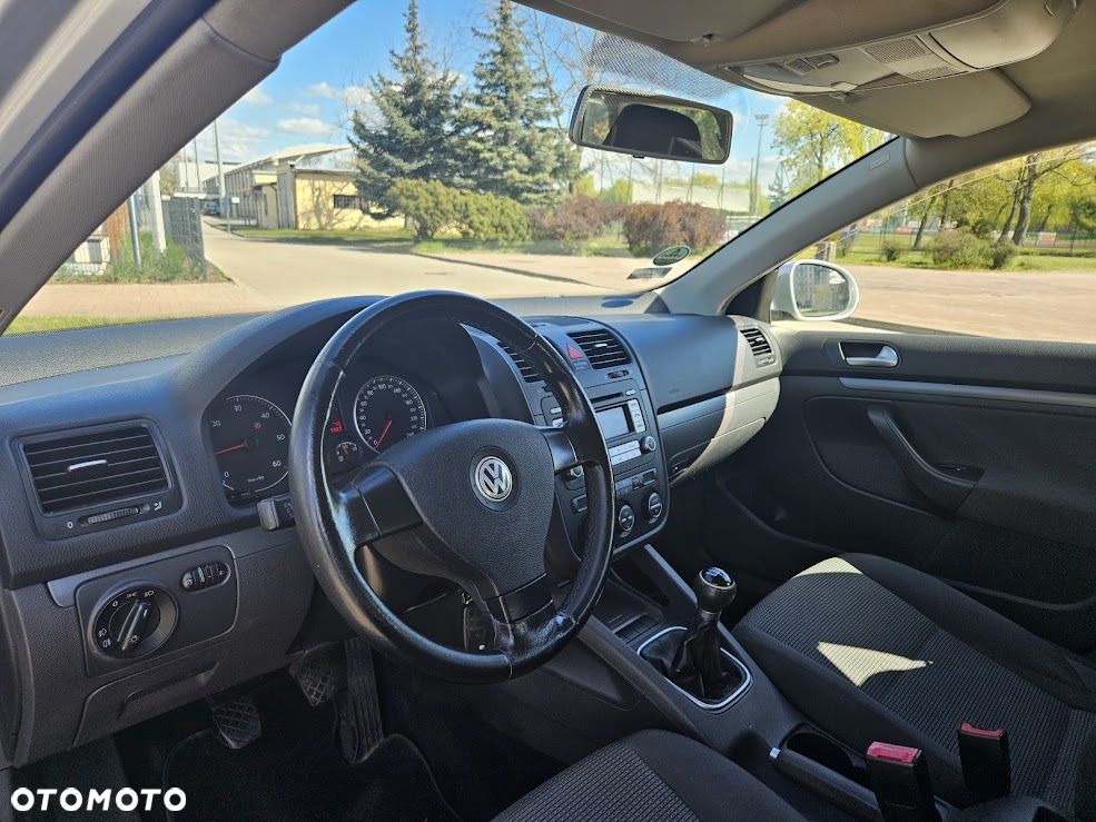 Volkswagen Golf 1.9 TDI Comfortline - 9