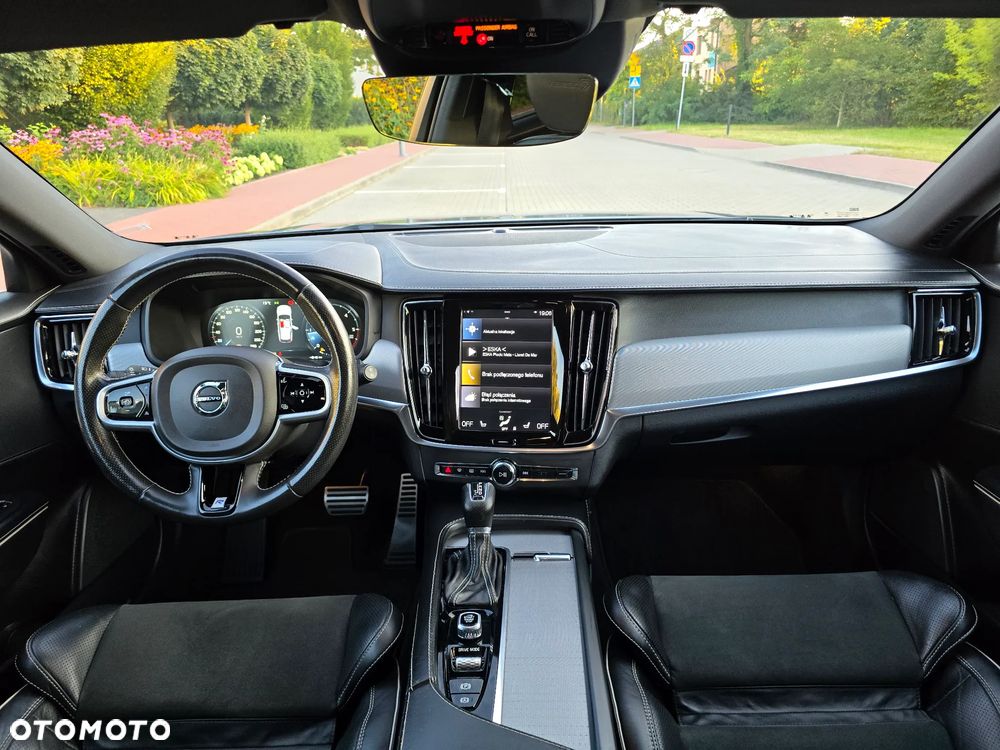 Volvo V90 D4 Geartronic R Design - 32