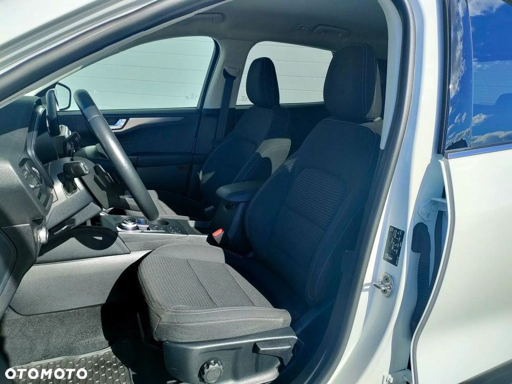 Ford Kuga 2.0 EcoBlue 4x4 TITANIUM - 11