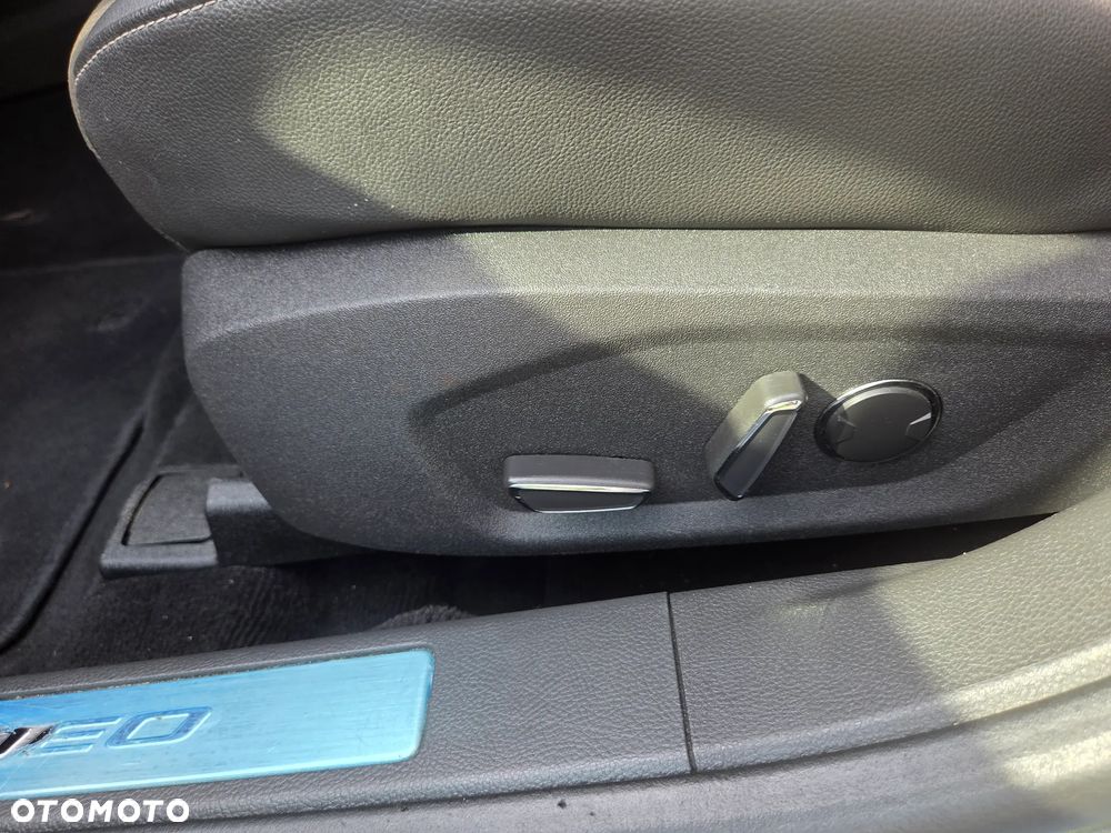 Ford Mondeo 2.0 TDCi STart-Stopp PowerShift-Aut Titanium - 18