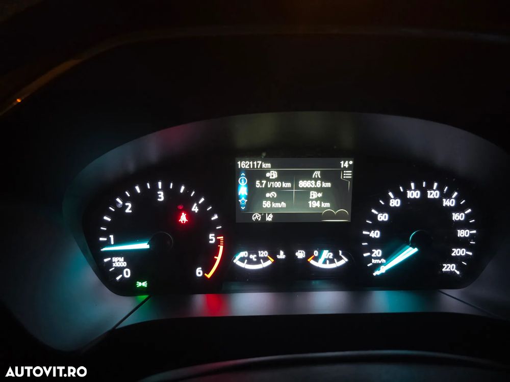 Ford Kuga 1.5 EcoBlue FWD Titanium - 22