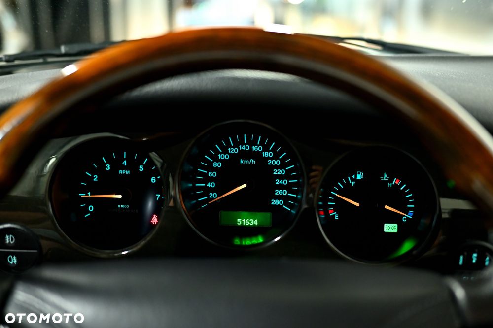 Jaguar XJR Standard - 20