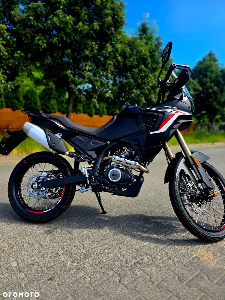 QJMOTOR SRT 125DX - 5
