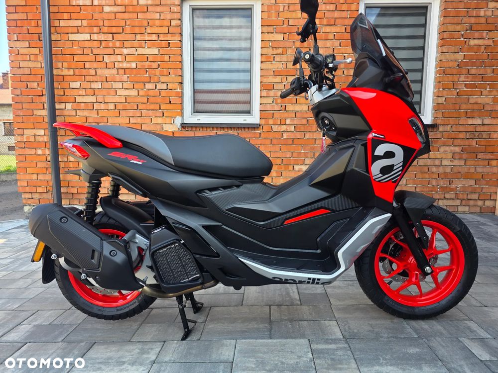 Aprilia SR - 9