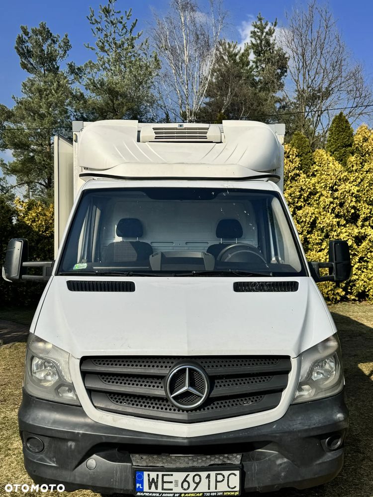 Mercedes-Benz Sprinter - 2